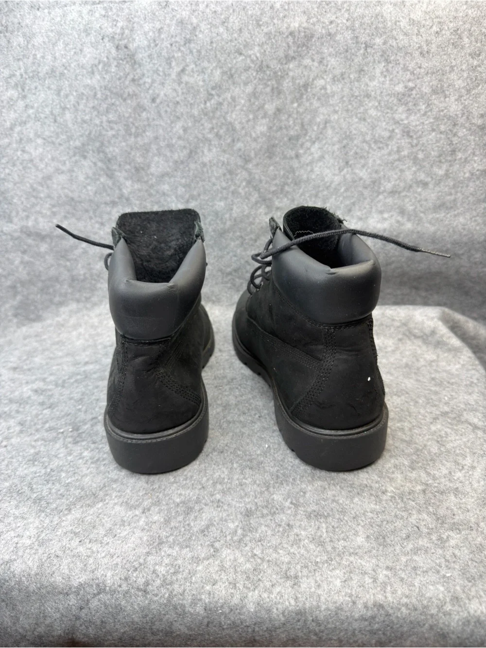 Timberland Waterproof Black Nubuck Leather Boots / Kids Youth Size 7 women 8.5